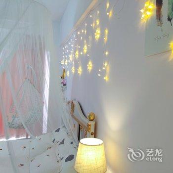 南宁白色的草草公寓酒店提供图片
