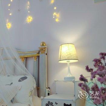 南宁白色的草草公寓酒店提供图片