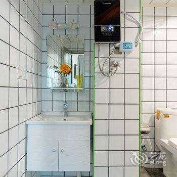 重庆等花开小窝公寓(下纯阳洞街分店)酒店提供图片