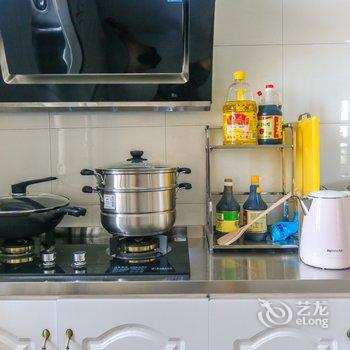 青岛期个小熊公寓(12号店)酒店提供图片