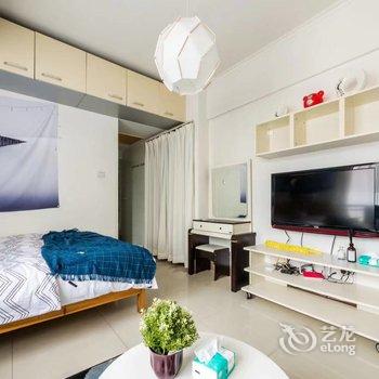 成都小龙龙公寓(14号店)酒店提供图片