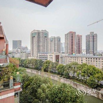 路客精品民宿BF2030酒店提供图片