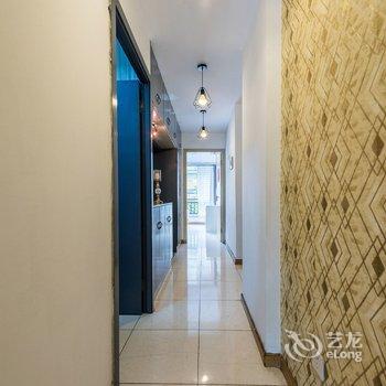 成都诗与胡说公寓(法云庵路分店)酒店提供图片