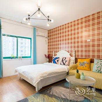 重庆等花开小窝公寓(下纯阳洞街分店)酒店提供图片