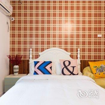 重庆等花开小窝公寓(下纯阳洞街分店)酒店提供图片