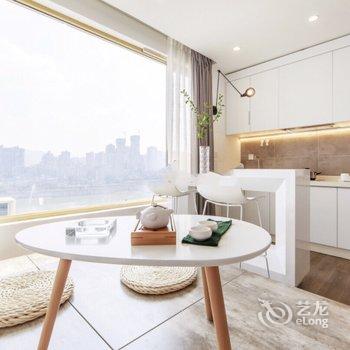 重庆猫猫是条狗公寓(二层路分店)酒店提供图片