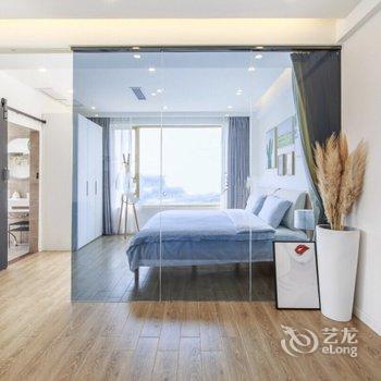 重庆猫猫是条狗公寓(二层路分店)酒店提供图片