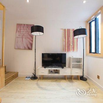 上海鸢尾花公寓(7号店)酒店提供图片
