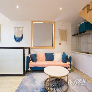 上海鸢尾花公寓(7号店)酒店提供图片