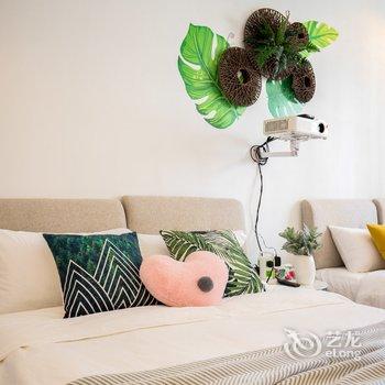 重庆等花开小窝公寓(下纯阳洞街分店)酒店提供图片