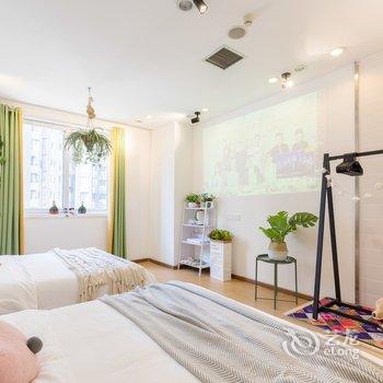 重庆等花开小窝公寓(下纯阳洞街分店)酒店提供图片