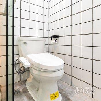 重庆轻宅民宿(千佛寺分店)酒店提供图片
