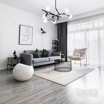 重庆轻宅民宿(千佛寺分店)酒店提供图片