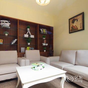 上海优悦派别墅(业前路分店)酒店提供图片