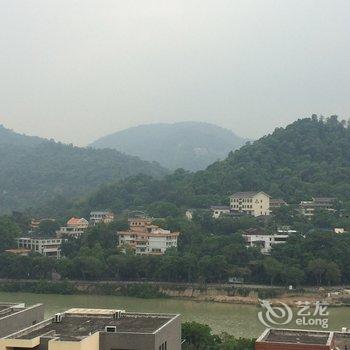 广州从化温泉富力泉紫檀五房度假别墅(林荫路分店)酒店提供图片
