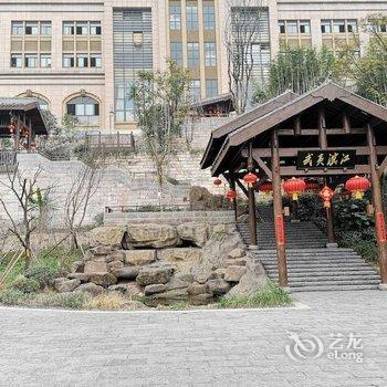重庆Locals路客·重庆南岸A08舍公寓(觉林寺报恩塔分店)酒店提供图片
