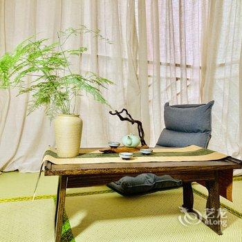 成都静思的树洞小屋酒店提供图片