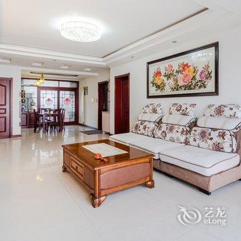 乔宇乔先生公寓(青岛金沙滩路店)酒店提供图片