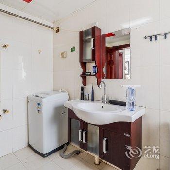 乔宇乔先生公寓(青岛金沙滩路店)酒店提供图片