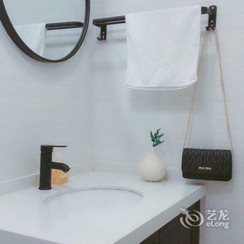 重庆猫猫是条狗公寓(二层路分店)酒店提供图片