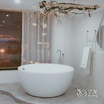 重庆猫猫是条狗公寓(二层路分店)酒店提供图片