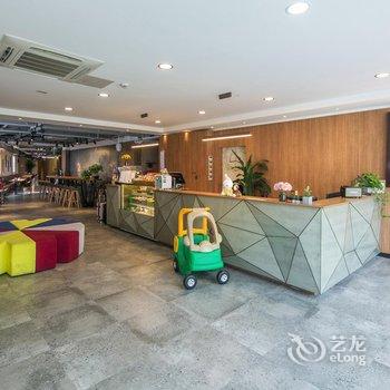 上海优家精选公寓酒店提供图片