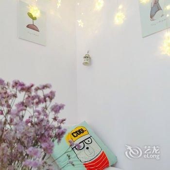 南宁白色的草草公寓酒店提供图片