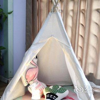 成都静思的树洞小屋酒店提供图片