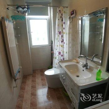 青岛海滨公寓(南营村分店)酒店提供图片