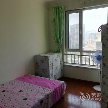 青岛海滨公寓(南营村分店)酒店提供图片