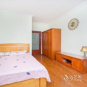 青岛海滨公寓(南营村分店)酒店提供图片