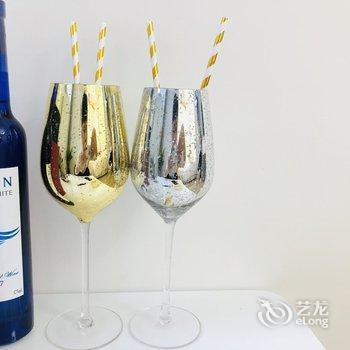 上海暖心沙发公寓(18号店)酒店提供图片