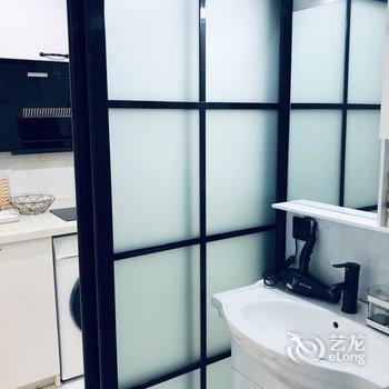 上海暖心沙发公寓(18号店)酒店提供图片