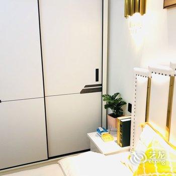 上海暖心沙发公寓(18号店)酒店提供图片