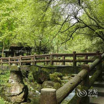 青城山茅店月观山民宿酒店提供图片