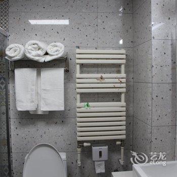 青岛卓雅时尚民宿酒店提供图片