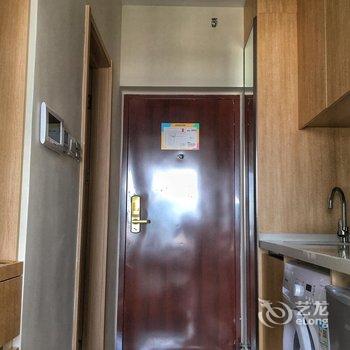 青岛温小姐公寓(中央商务区万达CBD店)酒店提供图片