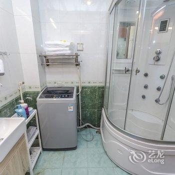 成都宽窄巷子8店公寓(红枫艺术陵园分店)酒店提供图片