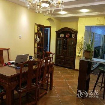 青岛依山住城民宿酒店提供图片