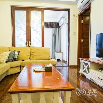 重庆游乐美江景度假民宿酒店提供图片