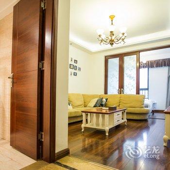 重庆游乐美江景度假民宿酒店提供图片