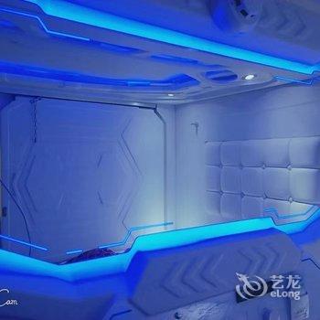 成都自由度太空舱青年旅舍酒店提供图片