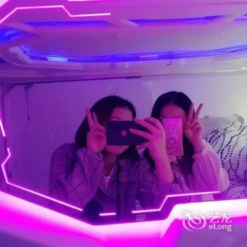 成都自由度太空舱青年旅舍酒店提供图片