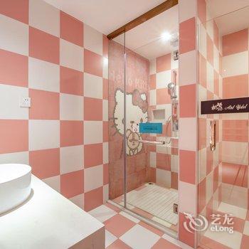 桃丝艺术酒店(南宁金湖广场地铁站店)酒店提供图片