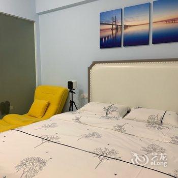 三月柳主题公寓(江门外滩湿地公园外海店)酒店提供图片