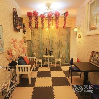 青岛尼尼度假别墅(墨非墨当代艺术馆分店)酒店提供图片