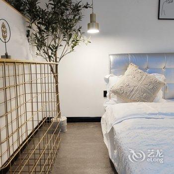 重庆解放碑贝贝小屋(9号店)酒店提供图片