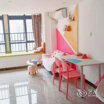 广州筑梦先生公寓(18号店)酒店提供图片