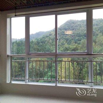 栾川清雅山居酒店提供图片