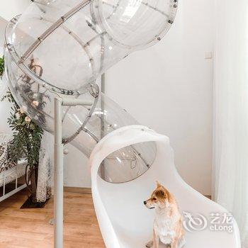 青岛桃子粑粑公寓(12号店)酒店提供图片